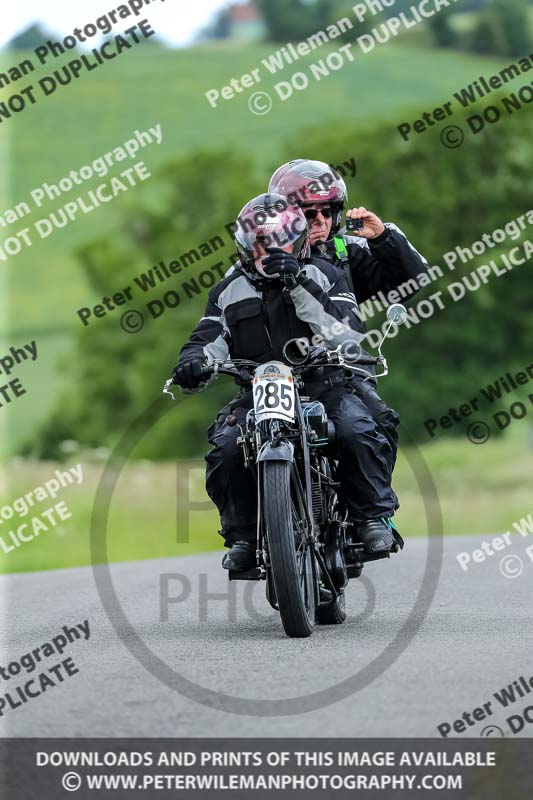 Vintage motorcycle club;eventdigitalimages;no limits trackdays;peter wileman photography;vintage motocycles;vmcc banbury run photographs